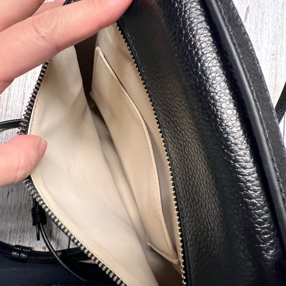 Leather backpack - Picture 3 of 3